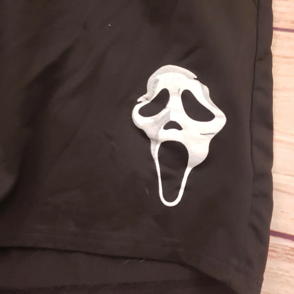 Manfinity Shorts Mens XL Black Ghostface Scream Horror Graphic‎ Elastic Waist - Picture 3 of 8